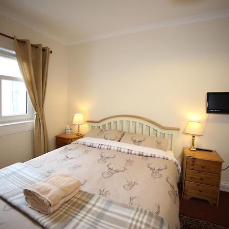 The Glen Bed And Breakfast Drumnadrochit Exterior photo